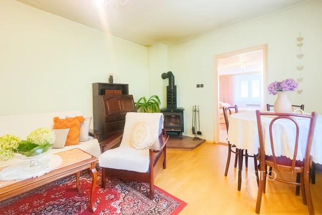 Prodej rodinného domu 61 m² s pozemkem 512 m²