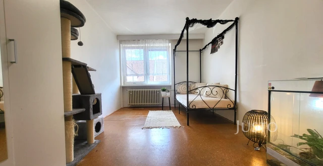 Prodej rodinného domu 231 m² s pozemkem 335 m²