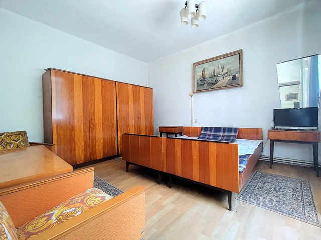 Prodej rodinného domu 295 m² s pozemkem 1648 m²