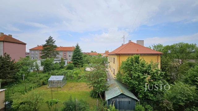 Prodej 3+1 72 m² + balkón + garáž