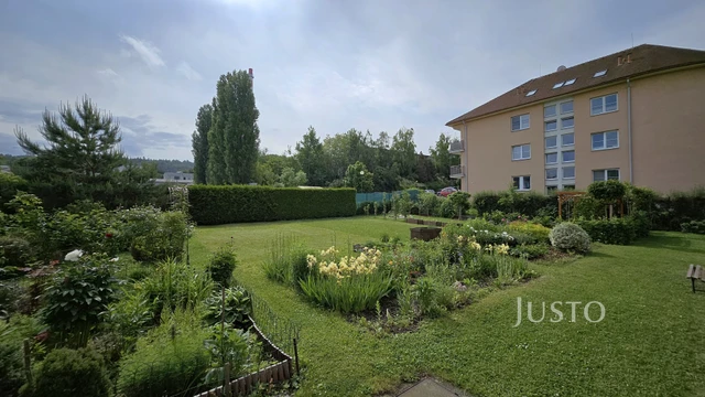 Prodej 3+1 72 m² + balkón + garáž