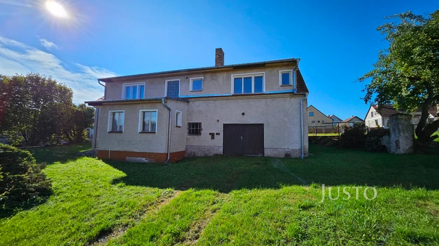 Prodej rodinného domu 98 m² s pozemkem 735 m²