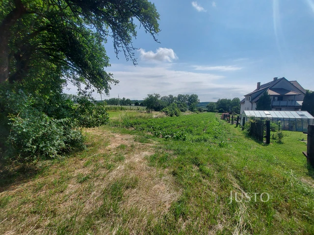 Prodej pozemku 2918 m²