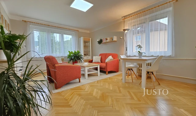 Prodej 3+1 72 m² + balkón + garáž