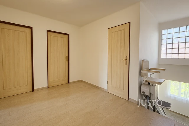 Prodej rodinného domu 98 m² s pozemkem 735 m²