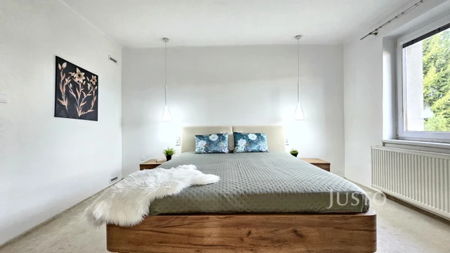 Prodej rodinného domu 278 m² s pozemkem 928 m² + terasa