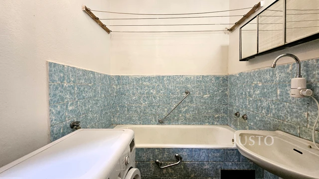 Prodej rodinného domu 214 m² s pozemkem 998 m²