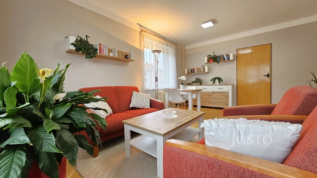 Prodej 3+1 72 m² + balkón + garáž