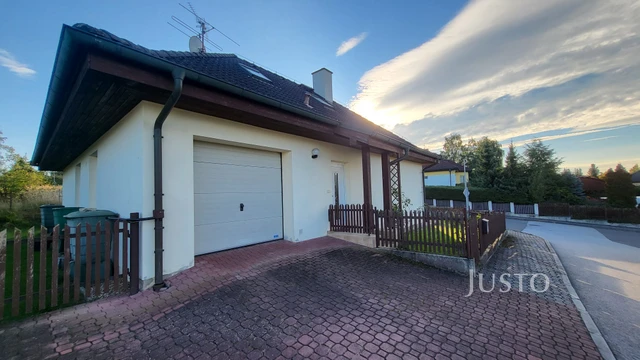 Prodej rodinného domu 131 m² s pozemkem 538 m² + terasa 22 m²