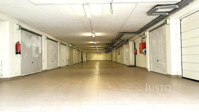 Pronájem garáže 16 m², v centru města, Písek - Gregorova