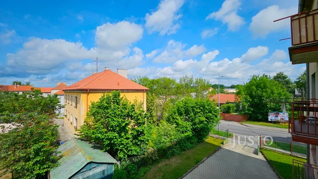 Prodej 3+1 72 m² + balkón + garáž