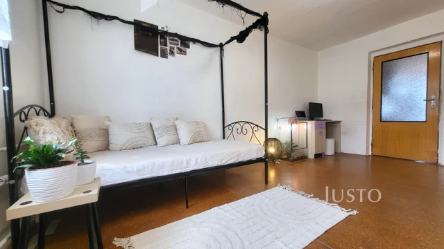 Prodej rodinného domu 231 m² s pozemkem 335 m²