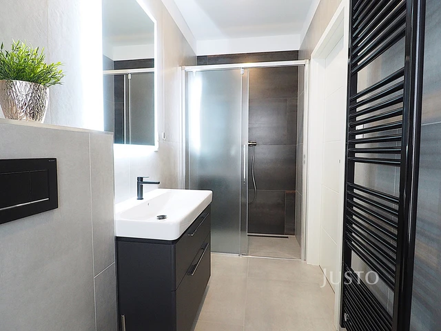 Prodej rodinného domu 173 m² s pozemkem 465 m² + terasa