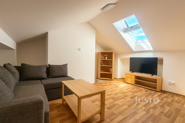 Prodej ubytování 786 m² s pozemkem 288 m²