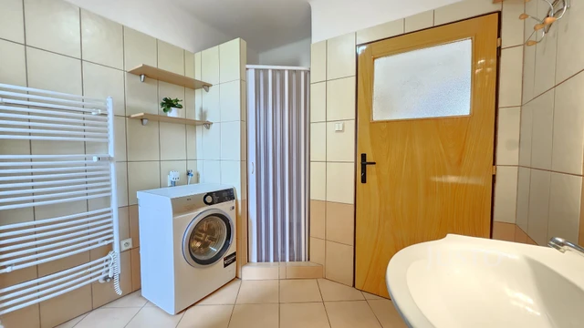 Prodej 3+1 72 m² + balkón + garáž