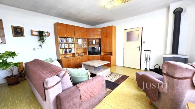 Prodej rodinného domu 51 m² s pozemkem 685 m²