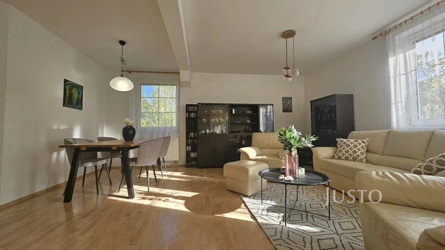 Prodej rodinného domu 131 m² s pozemkem 538 m² + terasa 22 m²