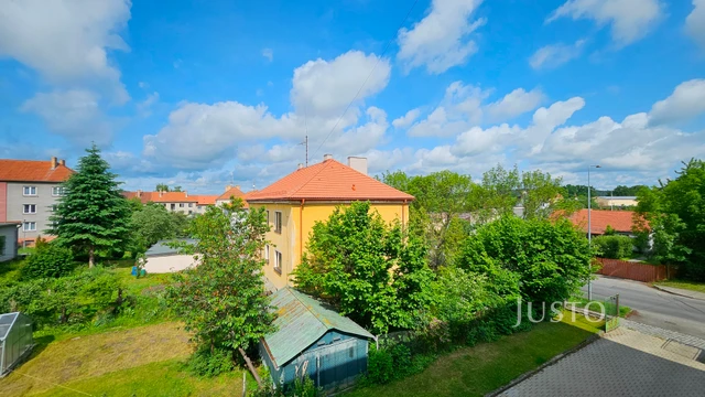 Prodej 3+1 72 m² + balkón + garáž