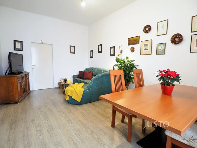 Prodej 3+kk 83 m² + parkování