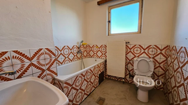 Prodej rodinného domu 98 m² s pozemkem 735 m²