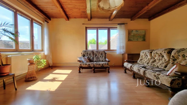 Prodej rodinného domu 267 m² s pozemkem 520 m² + terasa 20 m²