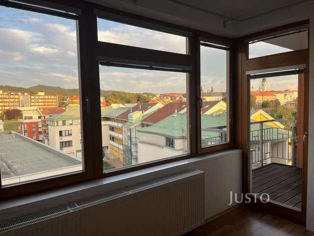 Pronájem 3+kk 86 m² + lodžie 5 m² + garáž