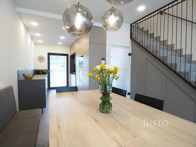 Prodej rodinného domu 173 m² s pozemkem 465 m² + terasa