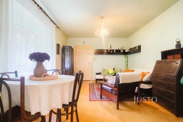 Prodej rodinného domu 61 m² s pozemkem 512 m²