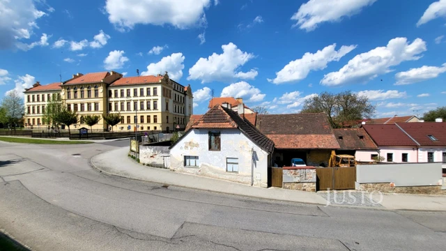 Prodej rodinného domu 267 m² s pozemkem 520 m² + terasa 20 m²