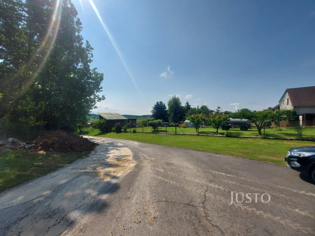 Prodej pozemku 2918 m²