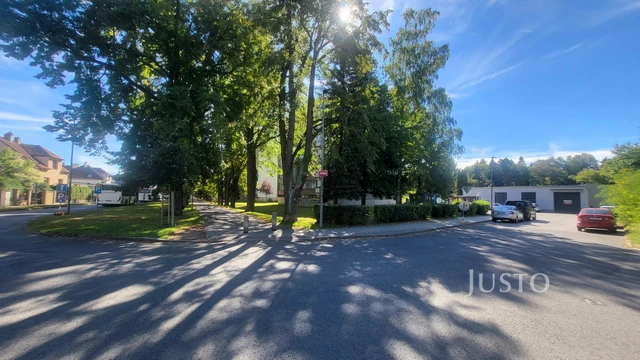 Prodej 3+1 90 m² + balkón 3 m² + parkování