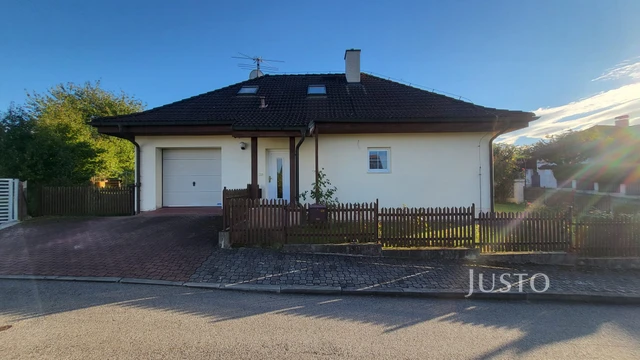 Prodej rodinného domu 131 m² s pozemkem 538 m² + terasa 22 m²