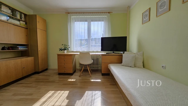 Prodej 3+1 72 m² + balkón + garáž