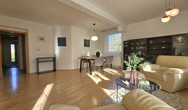 Prodej rodinného domu 131 m² s pozemkem 538 m² + terasa 22 m²