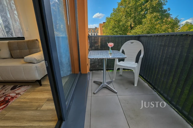 Pronájem 1+kk 32 m² + balkón + parkování