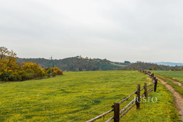 Prodej rodinného domu 210 m² s pozemkem 2912 m²