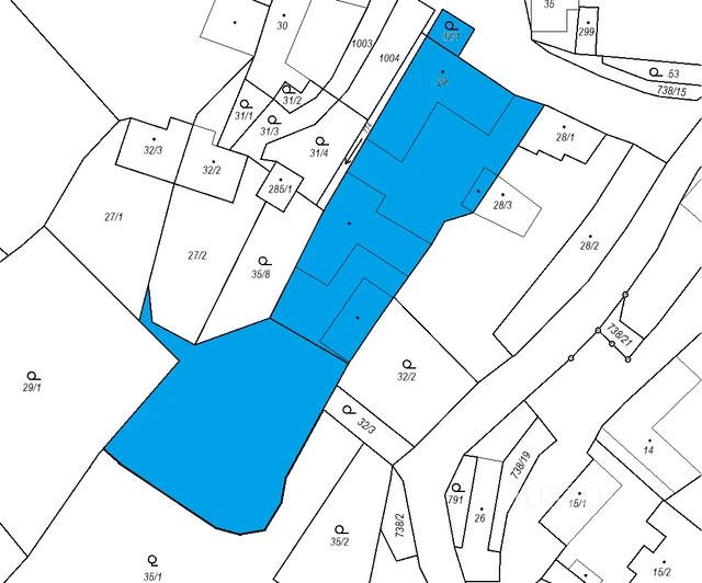 Prodej rodinného domu 210 m² s pozemkem 2912 m²