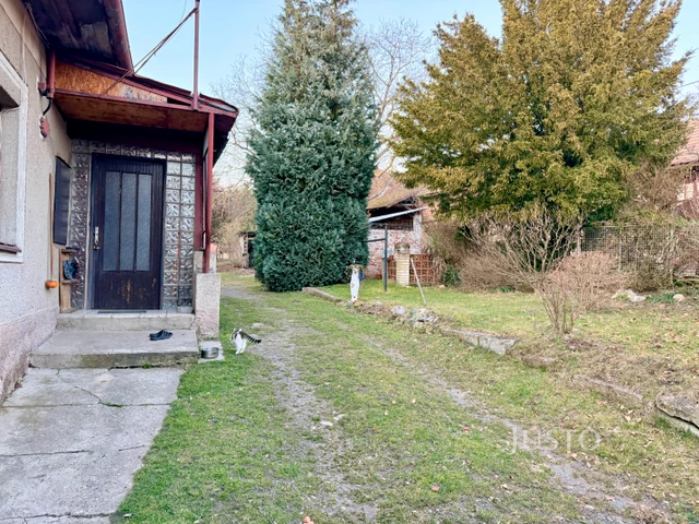 Prodej rodinného domu 80 m² s pozemkem 1147 m²