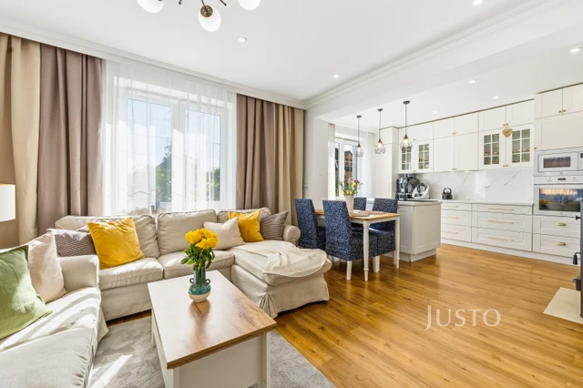 Prodej rodinného domu 110 m² s pozemkem 664 m² + balkón 8 m²