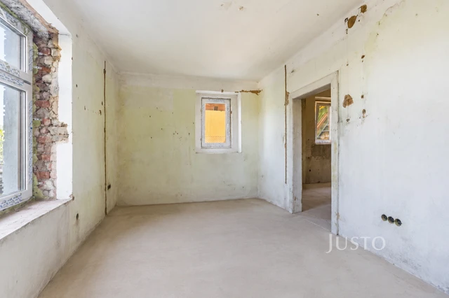 Prodej rodinného domu 110 m² s pozemkem 664 m² + balkón 8 m²