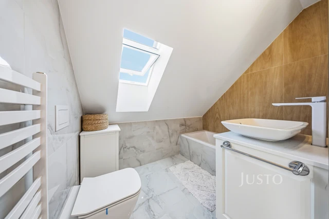 Prodej rodinného domu 110 m² s pozemkem 664 m² + balkón 8 m²