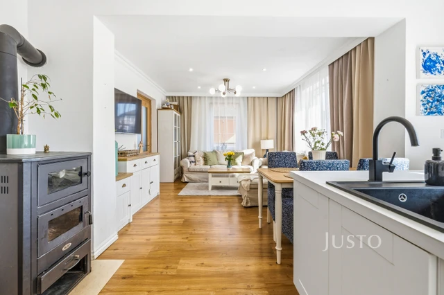 Prodej rodinného domu 110 m² s pozemkem 664 m² + balkón 8 m²