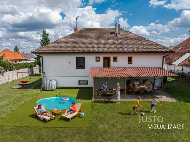 Prodej rodinného domu 250 m² s pozemkem 1 214 m²