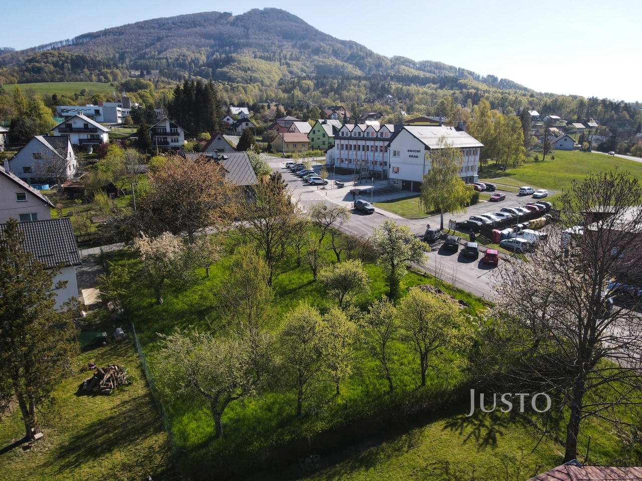 Prodej pozemku 1206 m²