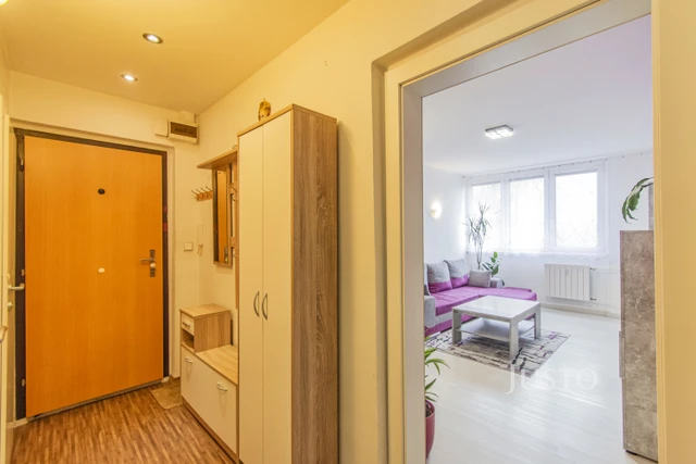 Prodej 3+1 77 m² + balkón 4 m²