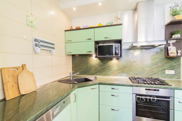 Prodej 3+1 77 m² + balkón 4 m²
