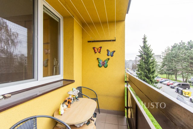 Prodej 3+1 77 m² + balkón 4 m²