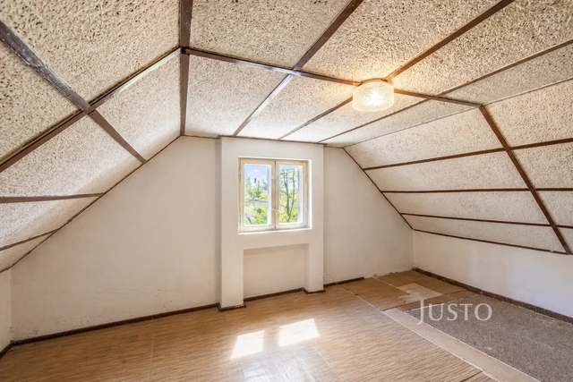 Prodej chaty 68 m² s pozemkem 295 m² + terasa 6 m²