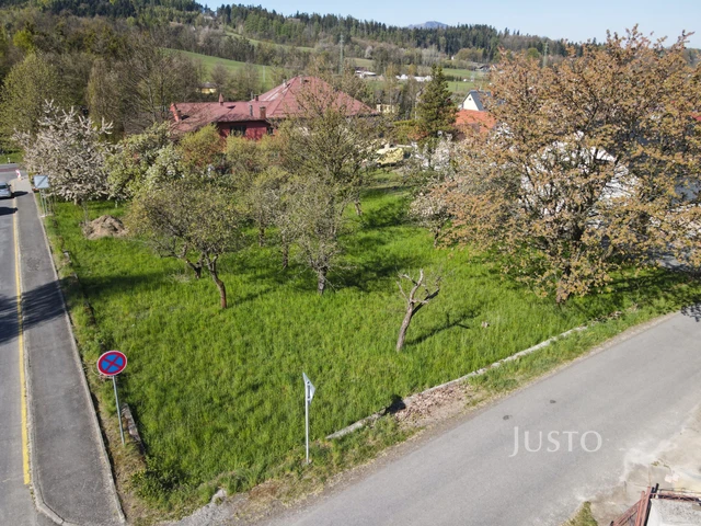 Prodej pozemku 1206 m²