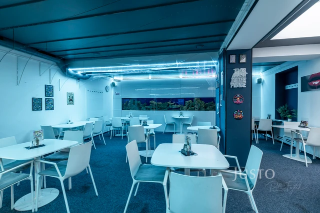 Pronájem restaurace, baru, kavárny, 76 m²